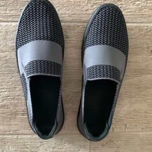 UGG Sammy Slip Ons